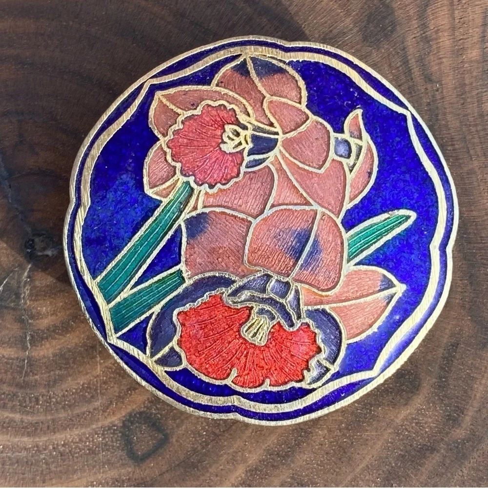 Vintage 70s cloisonne enamel iris flower gold tone scarf brooch